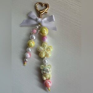 Handmade Cute Aesthetic Yellow Flower/Teddy Bear Charm With Gold Heart Keychain